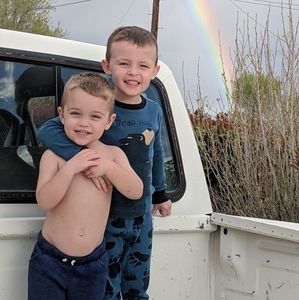 Meet your Posher, Dee